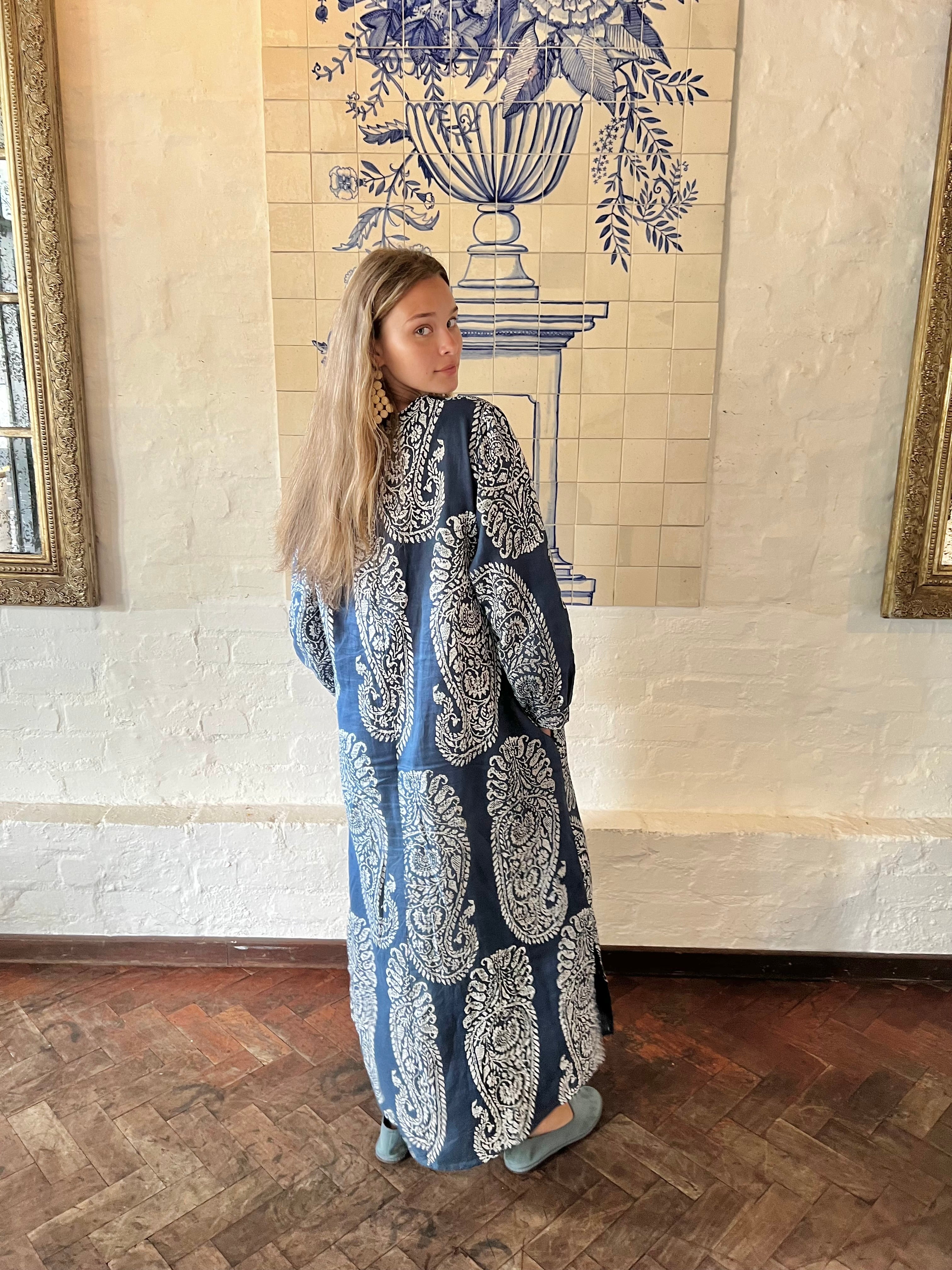 Jaipur Paisley Linen Collar Kaftan Blue